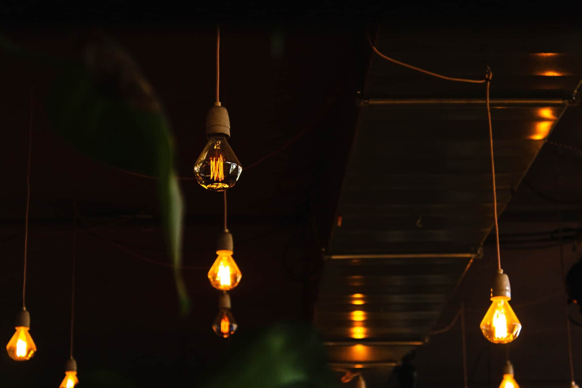Ambiance chaleureuse de salle de restaurant